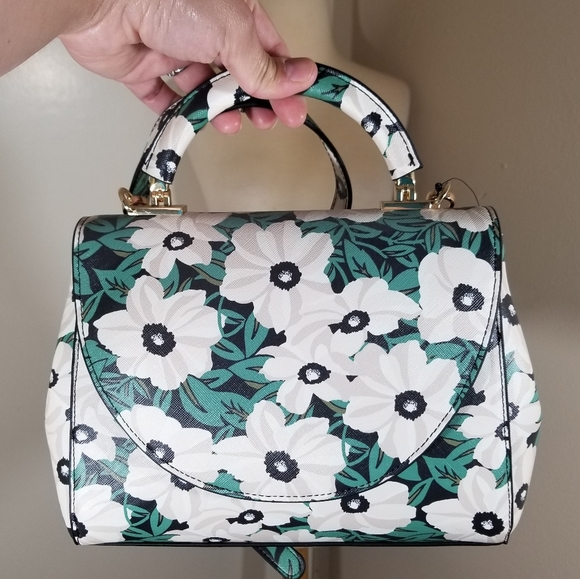 Who What Wear Handbags - {Who What Wear} Magnolia Flower Print Bag
